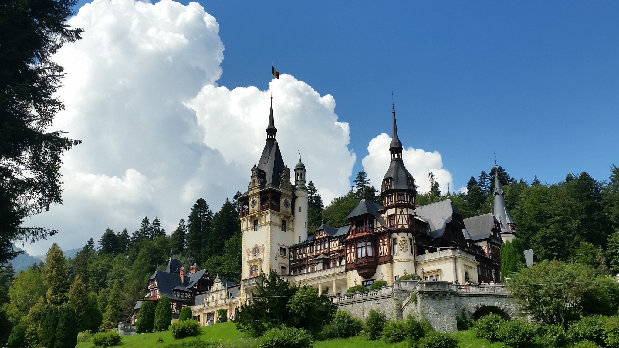 39186494_246623479391870_3994210458750943232_o